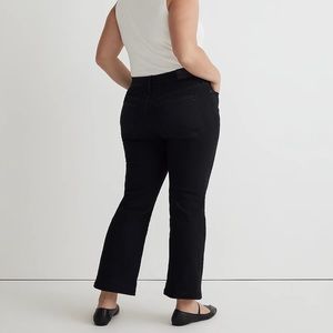 Madewell plus kick out crop jeans in black rinse wash 18W